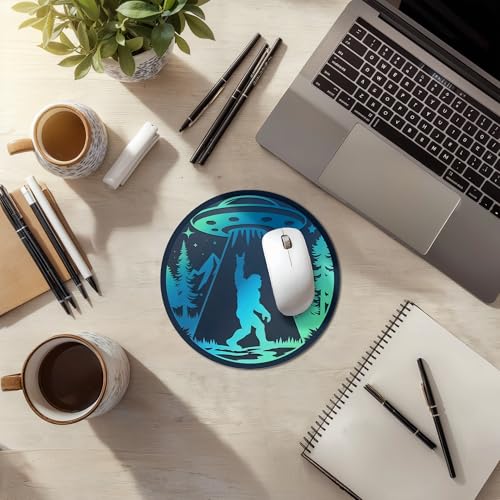 Funny Bigfoot Moon Green Forest Blue UFO Gaming Round Mouse Pad, Cool Aesthetic Spaceship Mousepad for Computer Laptop Keyboard School Home Desktop Gamer Home Accessories Decor, 7.9x7.9 Inch - color: 04 Color