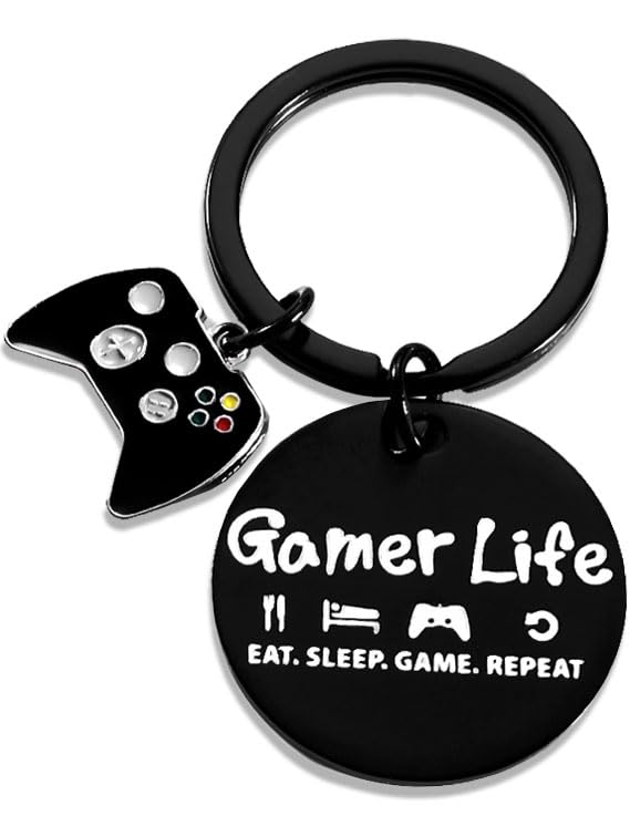 Gaming Gifts Video Game Player Keychain for Game Lover Man Woman Boyfriend Husband Birthday Christmas - color: Single Sided