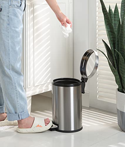 SunnyPoint 4.5 Liter(1.2 Gallon) Small Round Trash Can with Plastic Inner Bucket; Bathroom, Office, Kitchen and Bedroom Step On and Slow Close (S.N) - color: SN, size: Small
