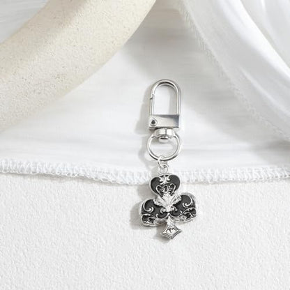 Poker Suit Keychain Club Spade Diamond and Heart Keycharms for Women Unique Game Keyring - color: Clubs