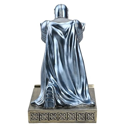 Windbreaker Soldier Knight Pen Holder Personalized Desk Accessory, Mobile Phone & Gaming Controller Holder, Device Stand Gift for Medieval Enthusiasts (Blue) - color: Blue