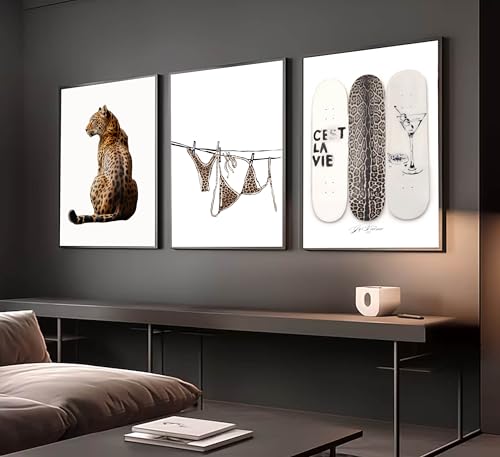 3Pcs Trendy Leopard Print Canvas Wall Art Stylish Female Aesthetic Poster Cheetah Printed Preppy Fashion Skateboard Picture Wall Decor for Bedroom Apartment Dorm Living Room Home Decoration Unframed