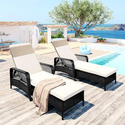 Enipate Outdoor Chaise Lounge Head Pillow, Pack of 2 Water Resistant Headrest Pillows with Elastic Band for Pool Patio Chairs - color: Khaki