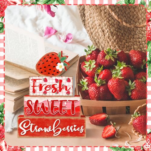 Britimes 4 Pcs Strawberry Decor Summer Wooden Tiered Tray Set, Strawberry Table Décor Farmhouse Rustic Wooden Coffee Table Centerpieces for Home kitchen Office Decorations - style: Stawberry