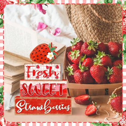 Britimes 4 Pcs Strawberry Decor Summer Wooden Tiered Tray Set, Strawberry Table Décor Farmhouse Rustic Wooden Coffee Table Centerpieces for Home kitchen Office Decorations - style: Stawberry